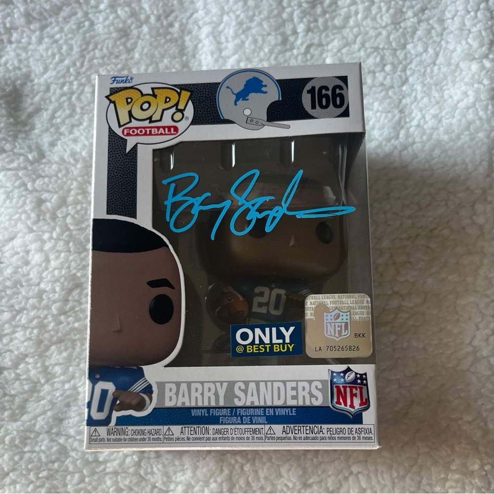 Funko Pop!: Barry Sanders SIGNED  - Best Buy (Exclusive) #166